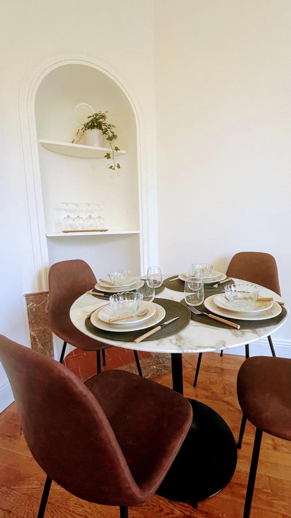 Cosy 2 Bedrooms Close To Thermal Apartment